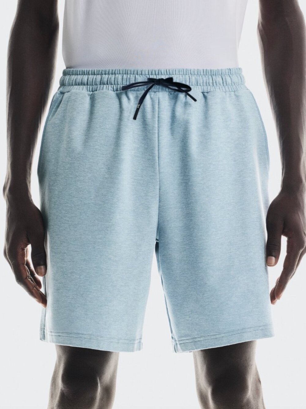 On Running Men’s Courtside 8” Tennis Athletic Shorts Blue Gray Pockets, Medium